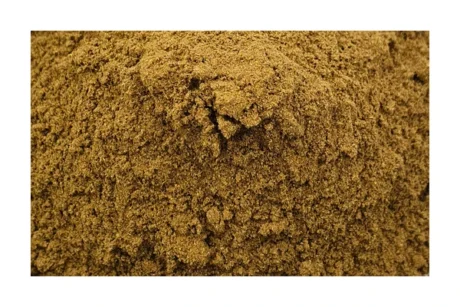 Χύμα μείγμα Cacao Chai Elixir Renteana με κομμάτια κακάο, πιπερόριζα, κανέλα, κάρδαμο, matcha και maca. Loose leaf Cacao Chai Elixir with raw cocoa, chai spices, maca, and matcha.