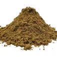 Χύμα μείγμα Cacao Chai Elixir Renteana με κακάο, γκουαρανά, maca, matcha και μπαχαρικά chai σε συσκευασία. Loose leaf Cacao Chai Elixir superfood blend.
