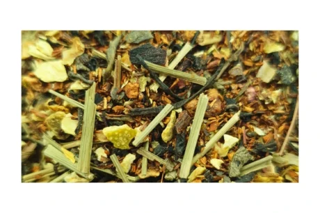 Χύμα μείγμα τσαγιού Lemon Breeze Renteana με φλούδες λεμονιού, λεμονόχορτο, πράσινο τσάι και κίτρινα πέταλα. Loose leaf Lemon Breeze tea blend with dried lemon peel, lemongrass, and floral petals.