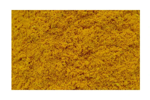 Χύμα μείγμα Turmeric Chai Elixir Renteana με κομμάτια χρυσού κουρκουμά, τζίντζερ, κάρδαμο, φλούδες πορτοκαλιού και γλυκόριζα. Loose leaf Turmeric Chai Elixir with golden turmeric, ginger, and cardamom.